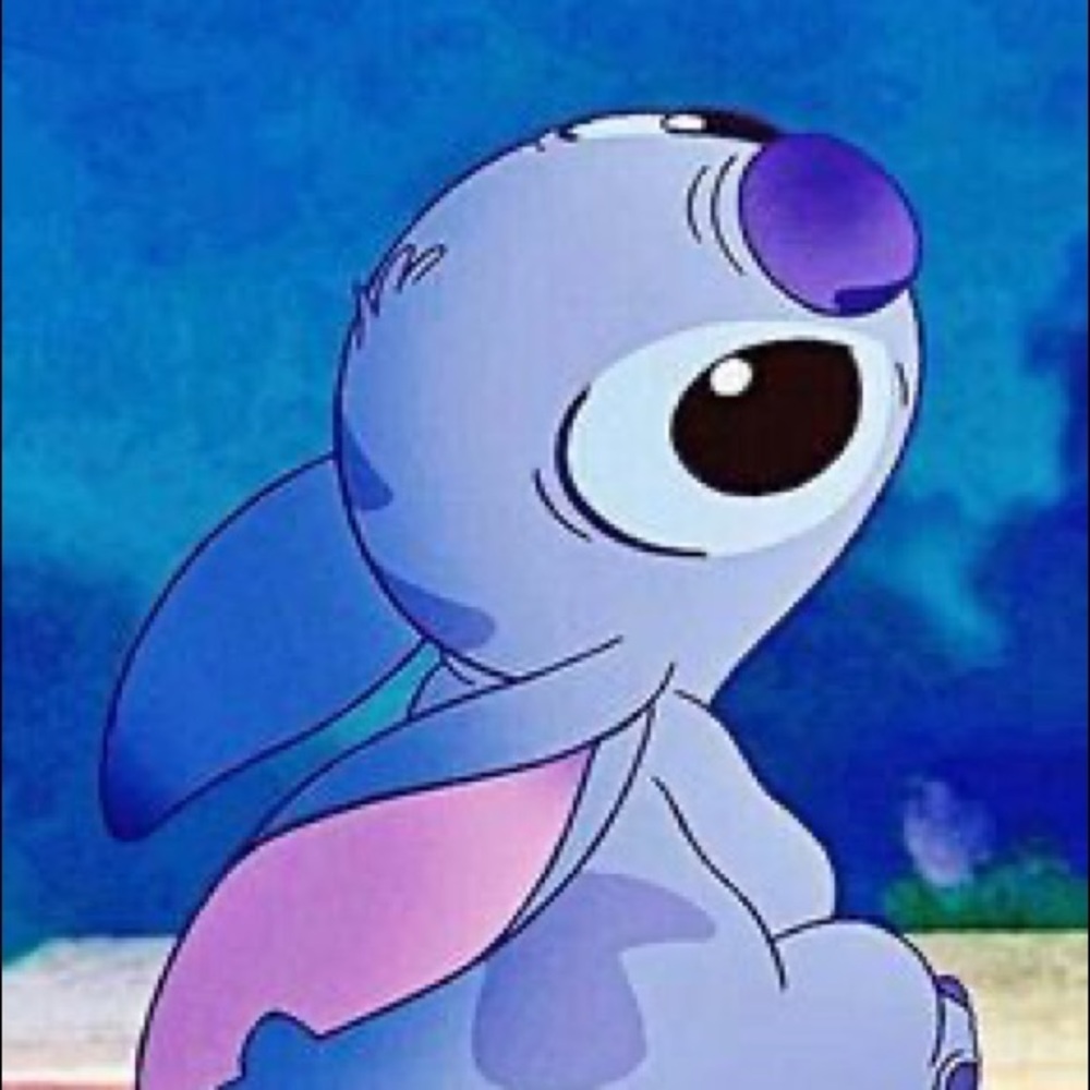 Meet your Posher, Kira